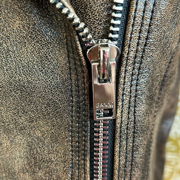 GANNI Washed Perfecto Brown Leather Cropped Biker Jacket size 36 US S Sold Out - Picture 12 of 16